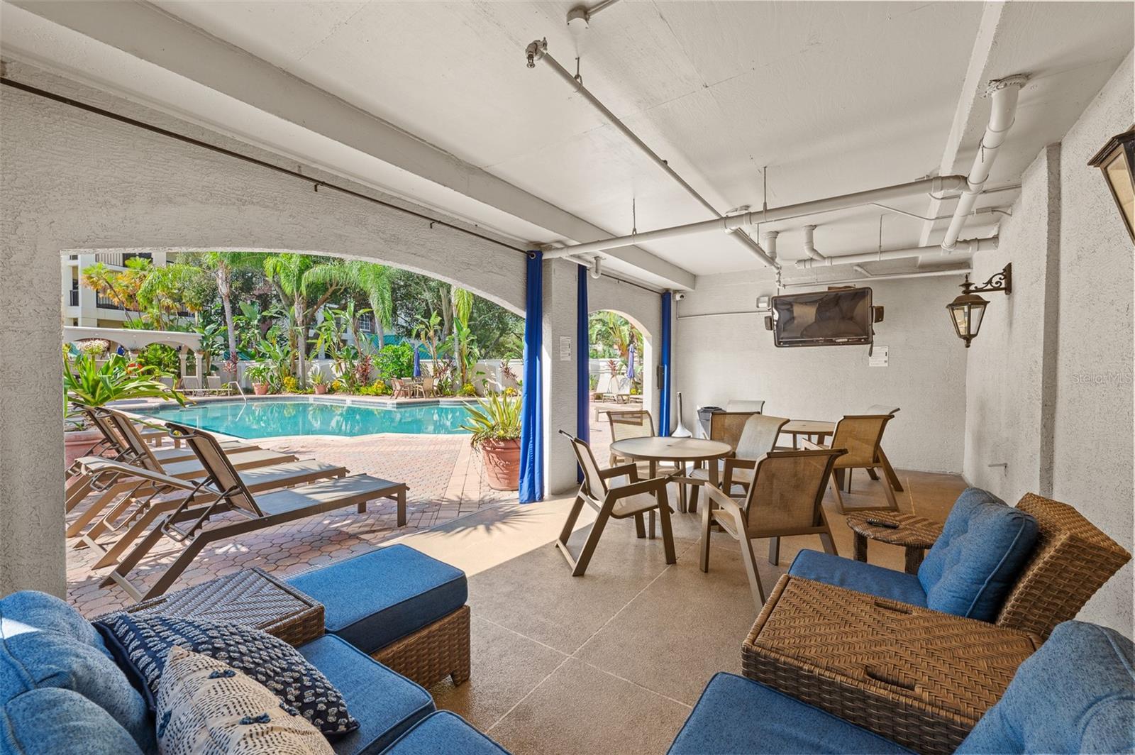 Image 23 of 30 For 501 Knights Run Avenue 1215