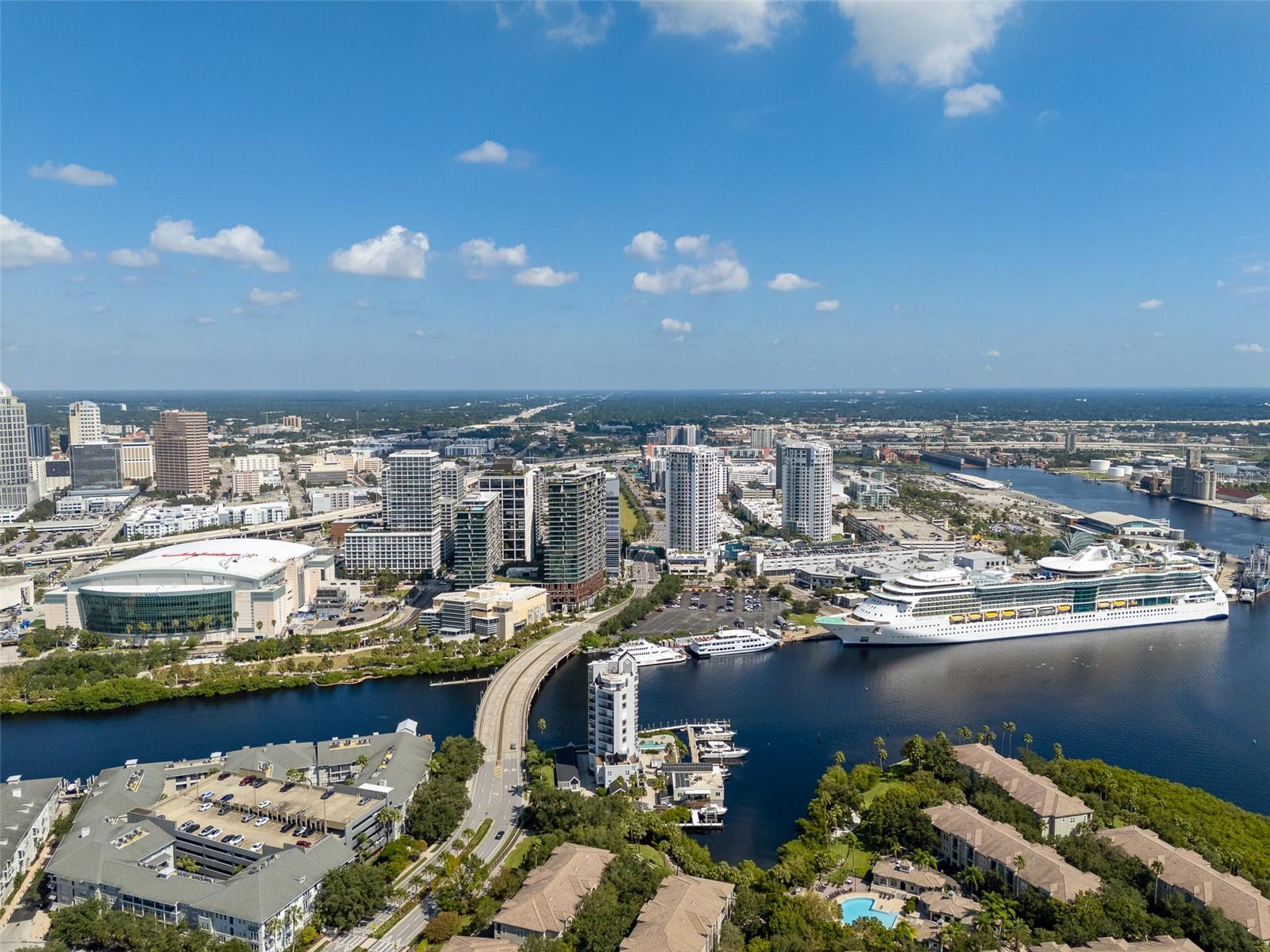 Image 27 of 30 For 501 Knights Run Avenue 1215