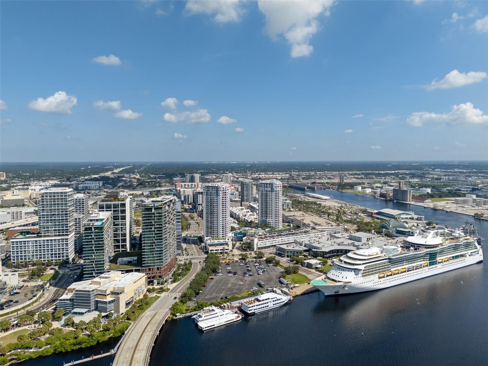 Image 29 of 30 For 501 Knights Run Avenue 1215