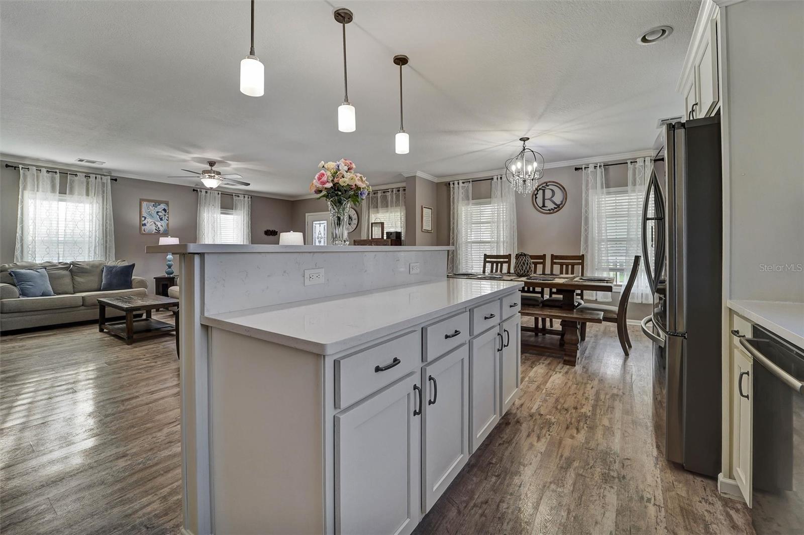 Image 24 of 43 For 6031 Kentucky Avenue