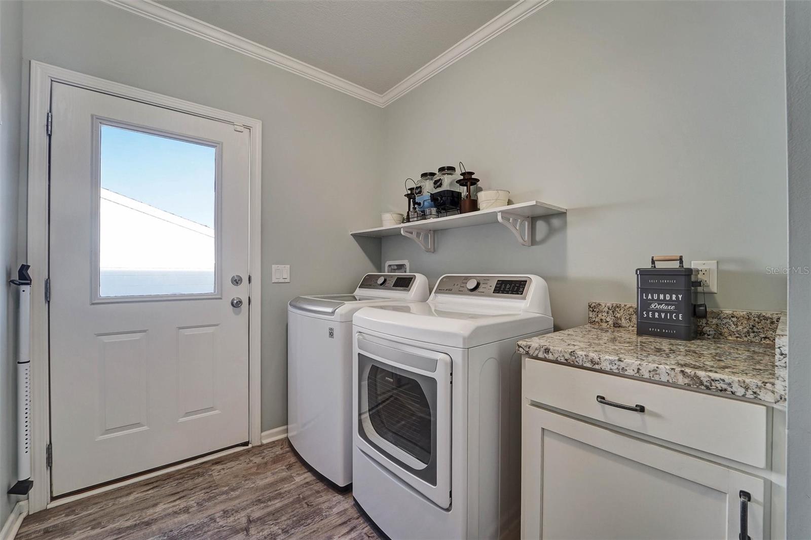 Image 26 of 43 For 6031 Kentucky Avenue