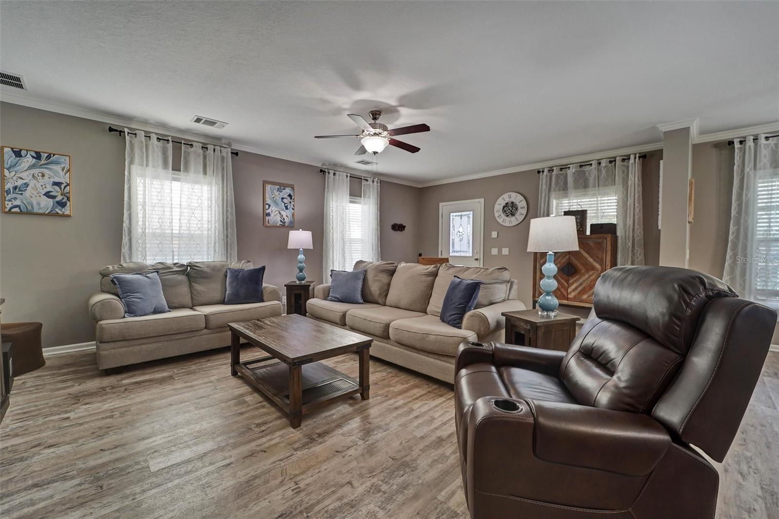 Image 6 of 43 For 6031 Kentucky Avenue