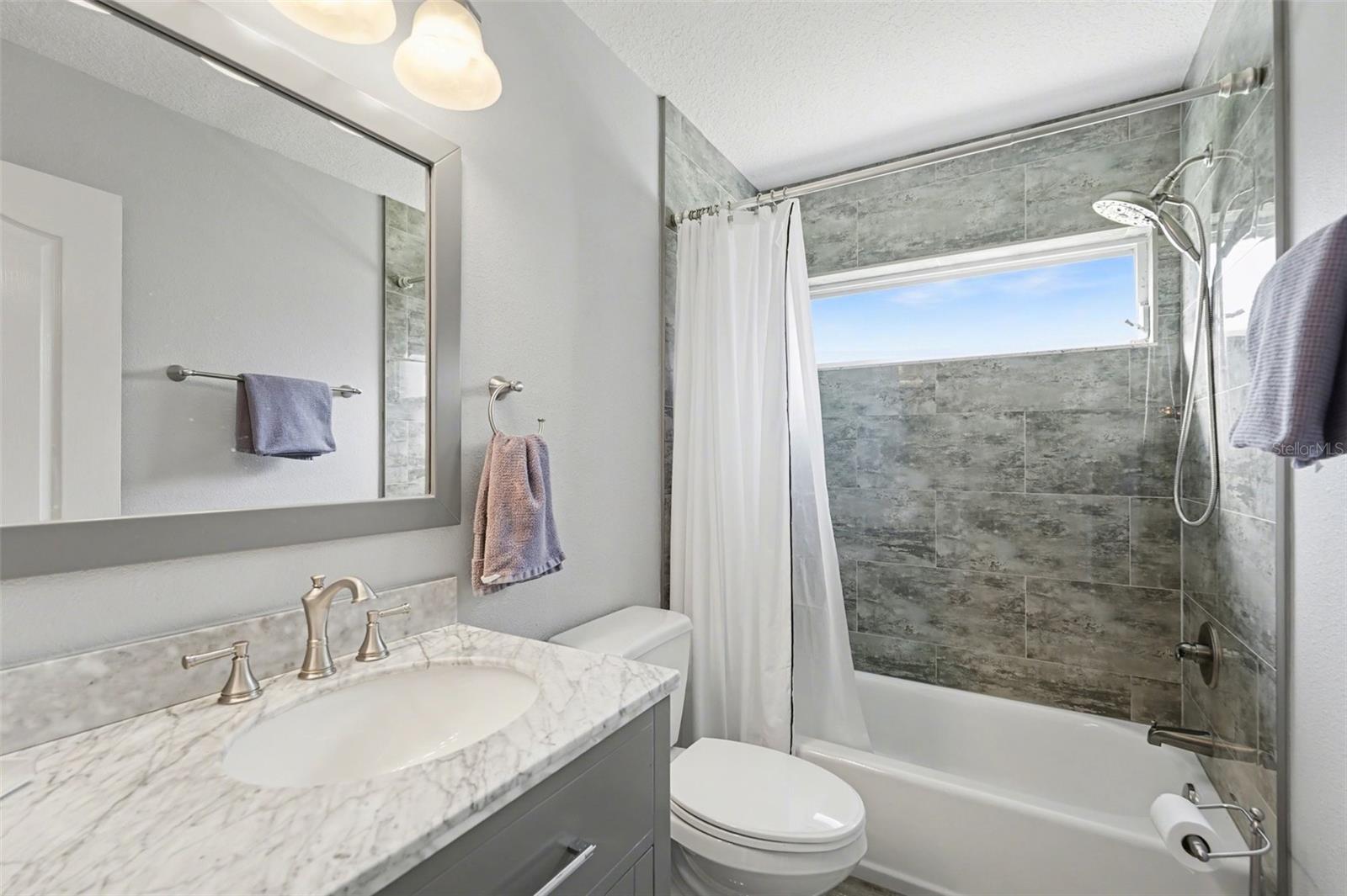 Image 22 of 46 For 4491 Fallbrook Boulevard