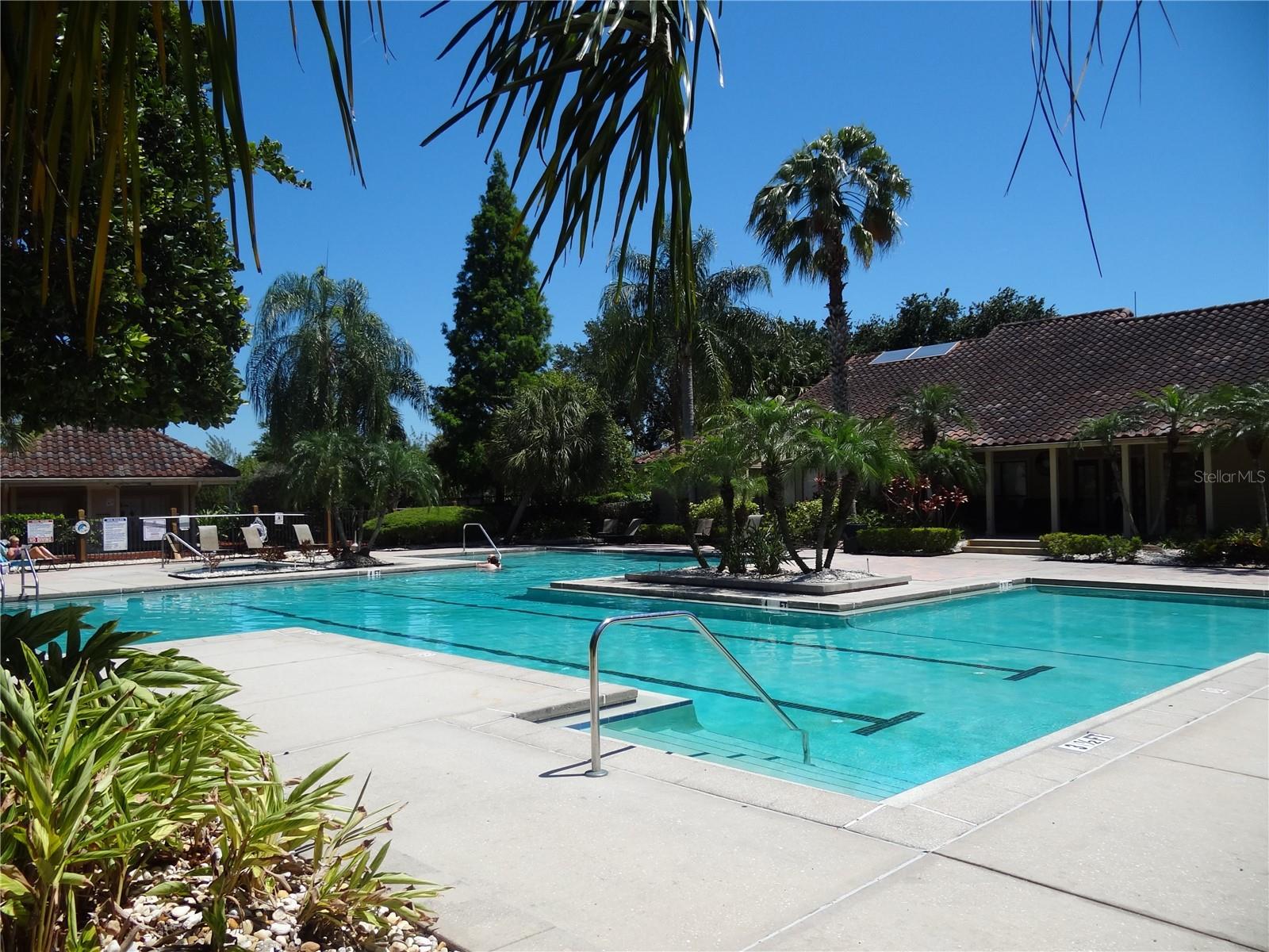 Image 2 of 21 For 11901 4th Street N 1101