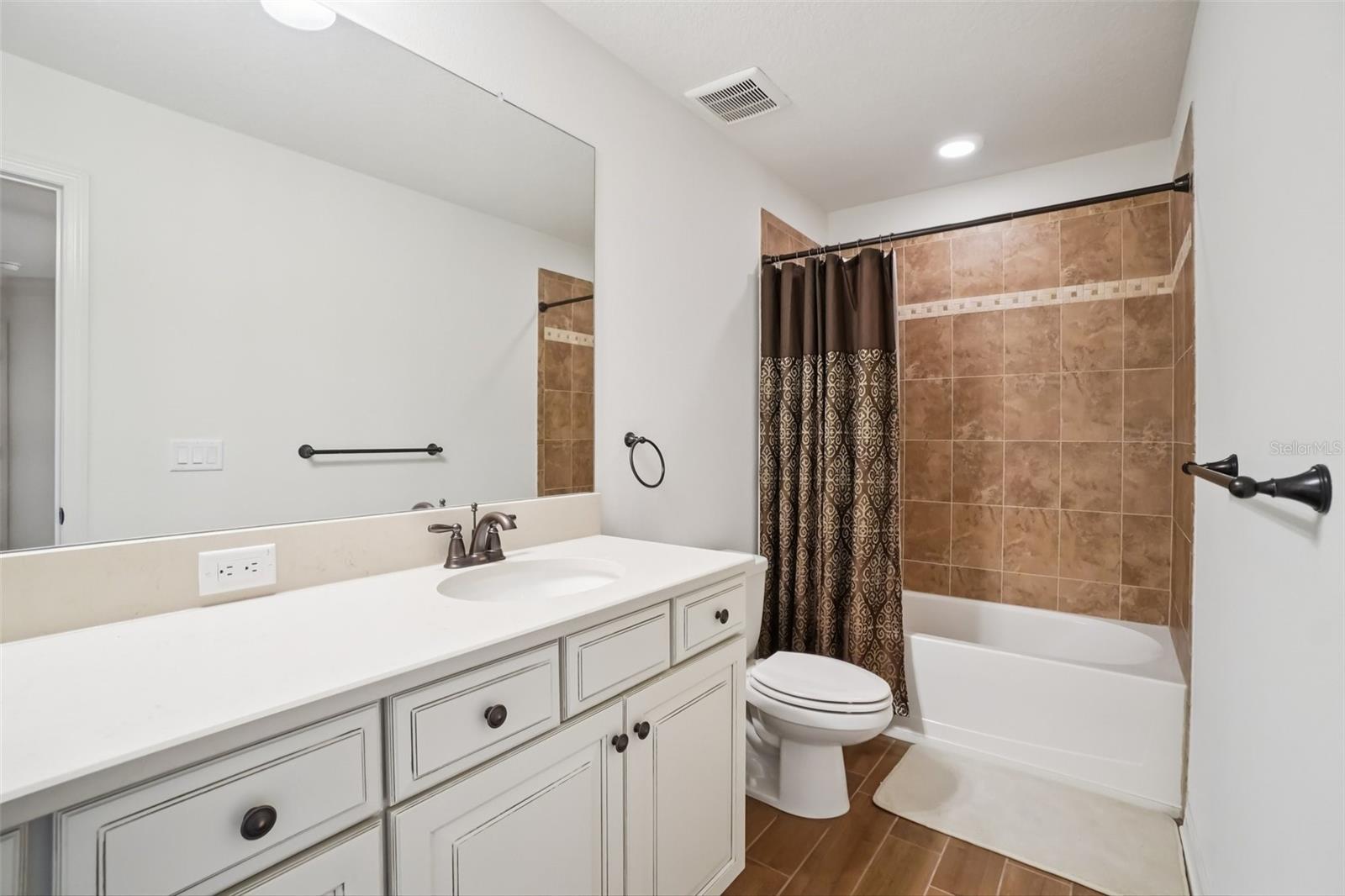 Image 26 of 38 For 19209 Long Lake Ranch Boulevard