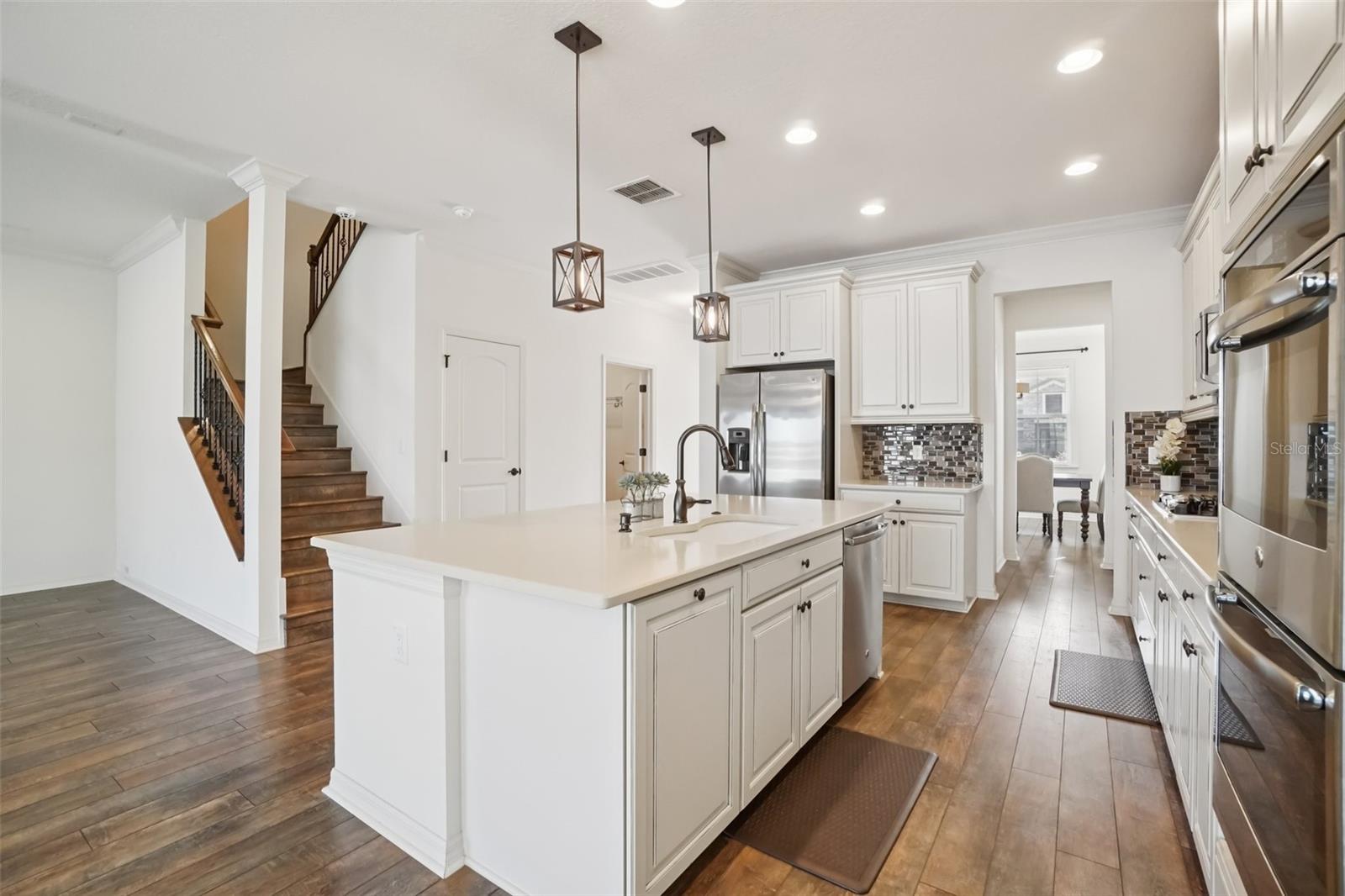 Image 5 of 38 For 19209 Long Lake Ranch Boulevard