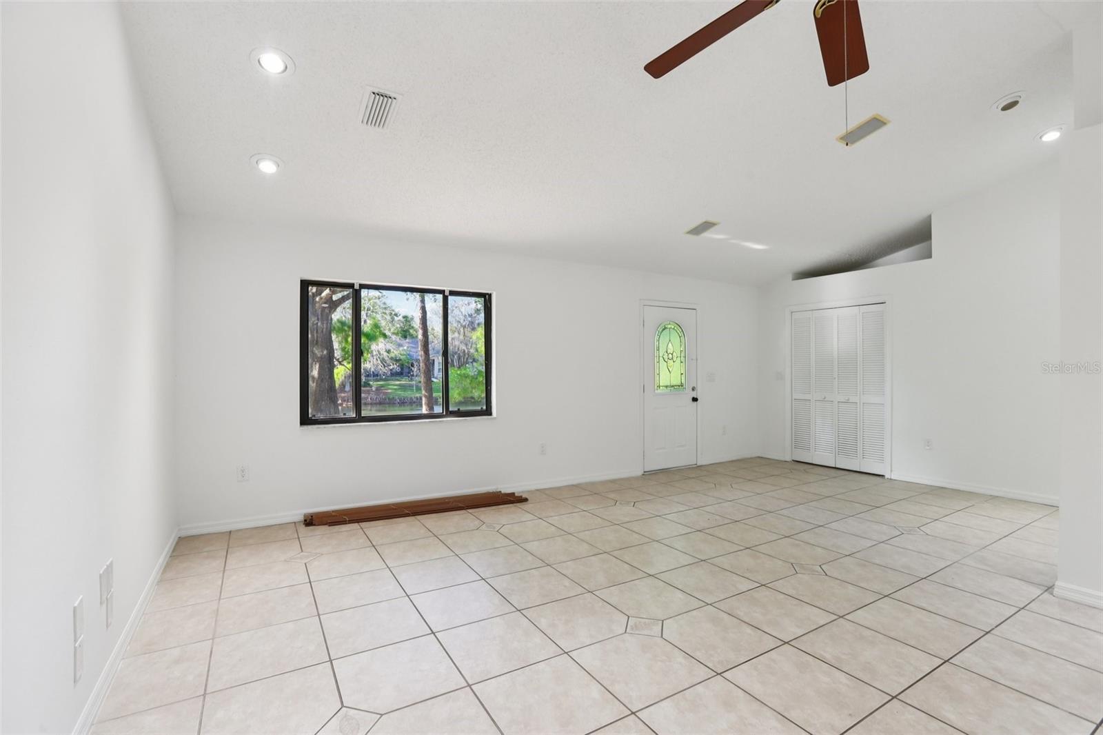 Image 53 of 90 For 17922 Clear Lake Drive