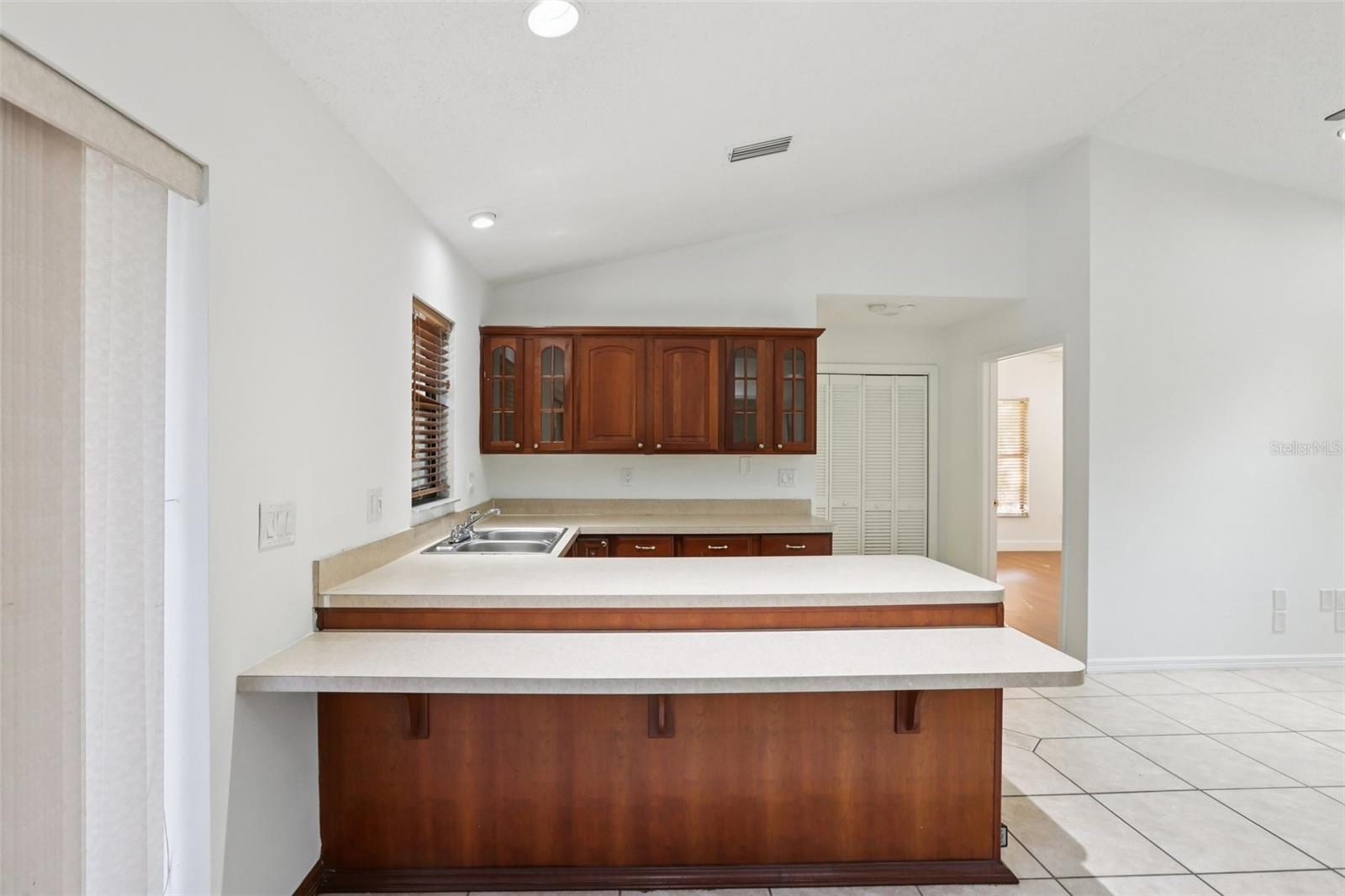 Image 56 of 90 For 17922 Clear Lake Drive