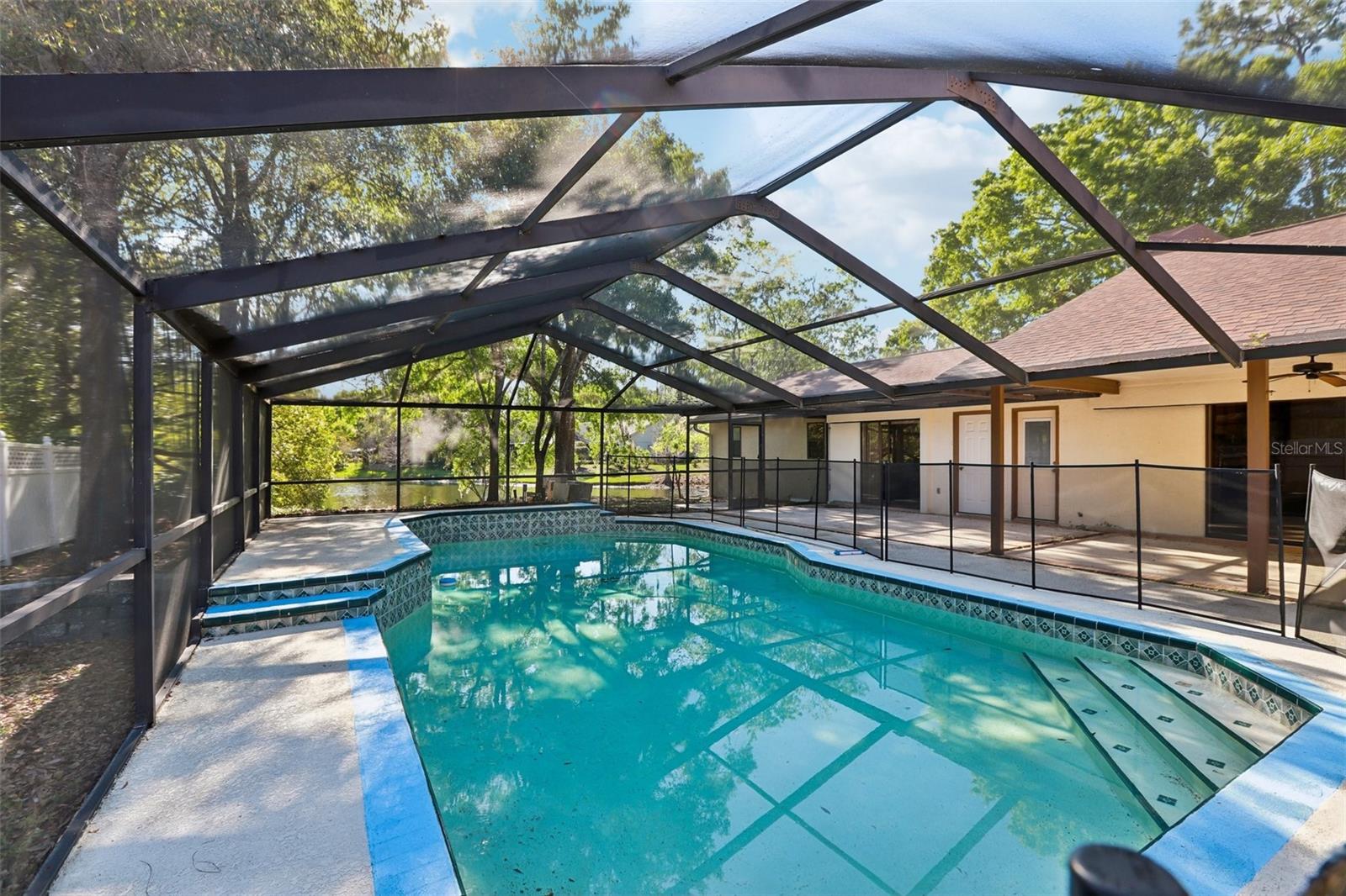 Image 65 of 90 For 17922 Clear Lake Drive