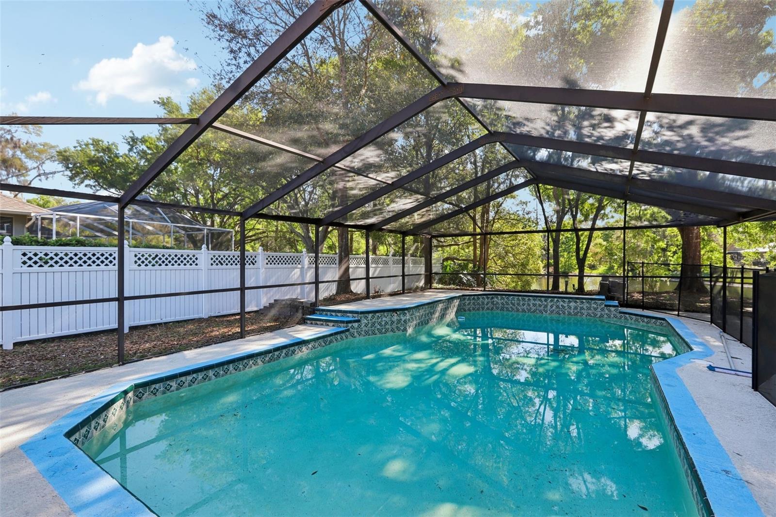 Image 66 of 90 For 17922 Clear Lake Drive