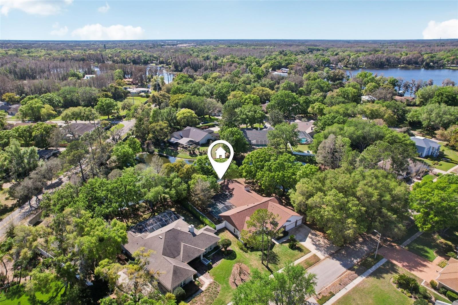 Image 77 of 90 For 17922 Clear Lake Drive