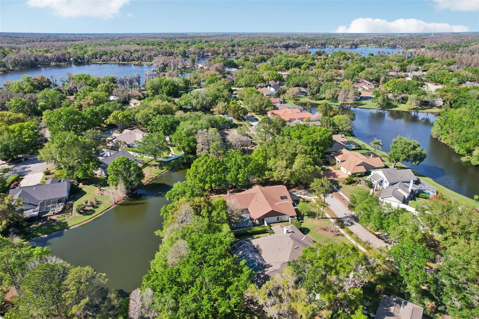 Image 78 of 90 For 17922 Clear Lake Drive