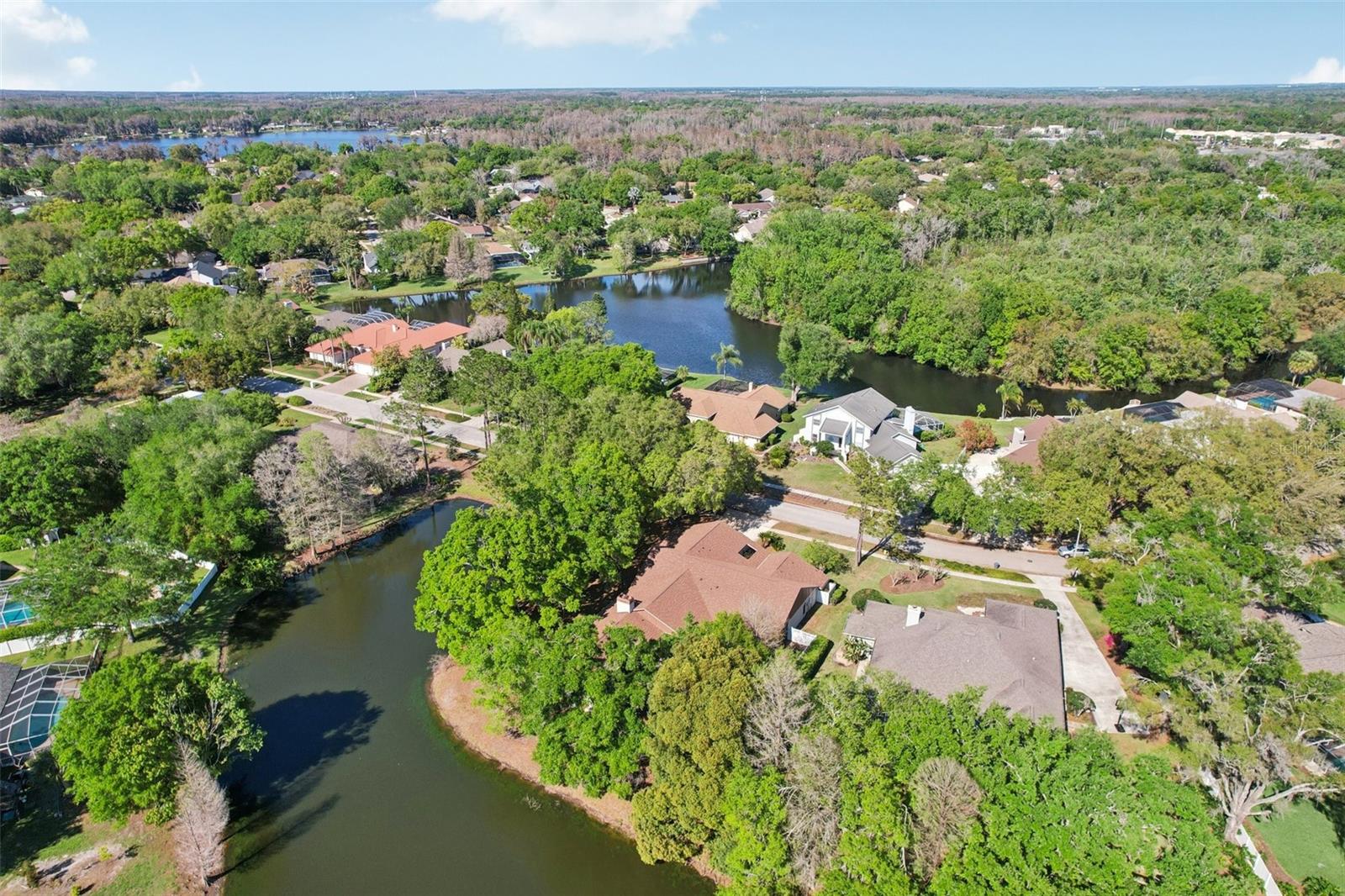 Image 79 of 90 For 17922 Clear Lake Drive