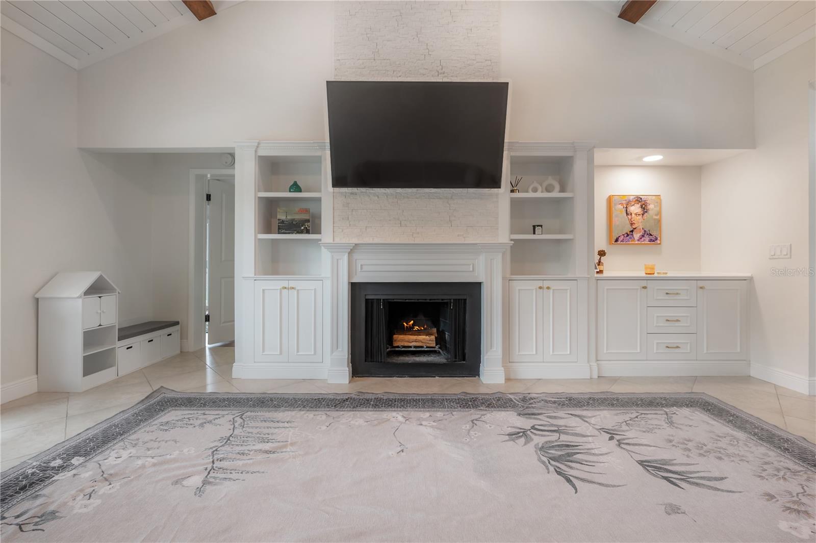 Image 7 of 45 For 14204 Ashburn Place