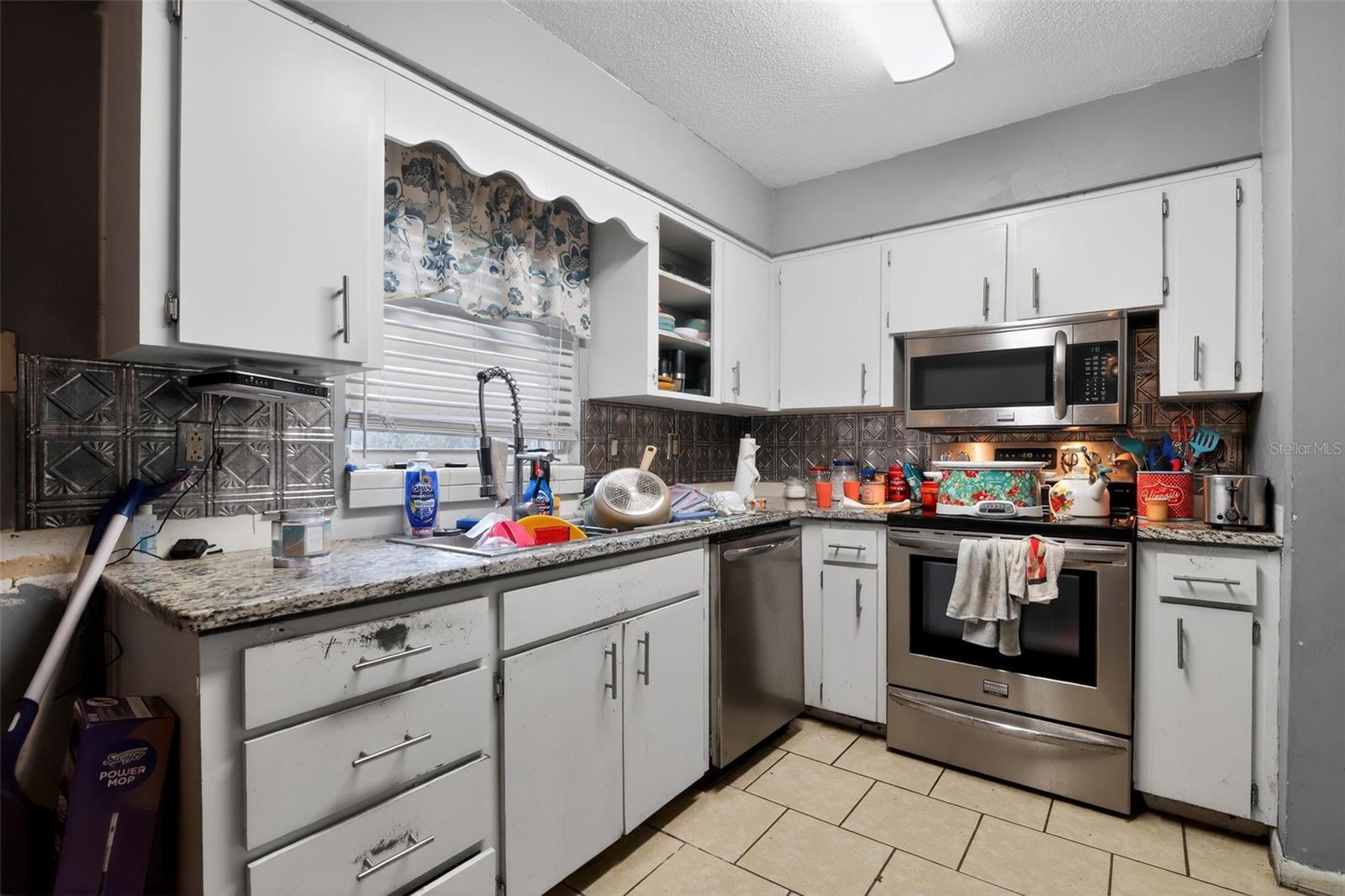 Image 11 of 29 For 4708 33rd Terrace