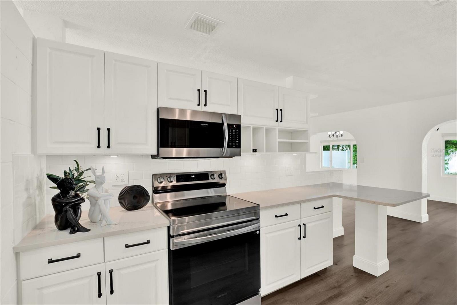 Image 15 of 34 For 4510 Helena Street Ne