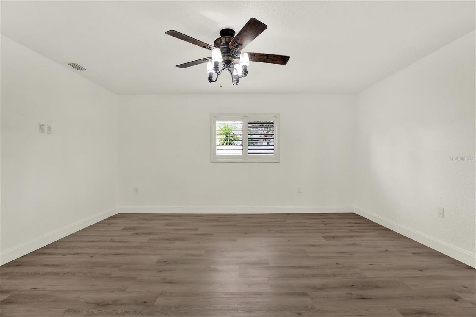 Image 21 of 34 For 4510 Helena Street Ne