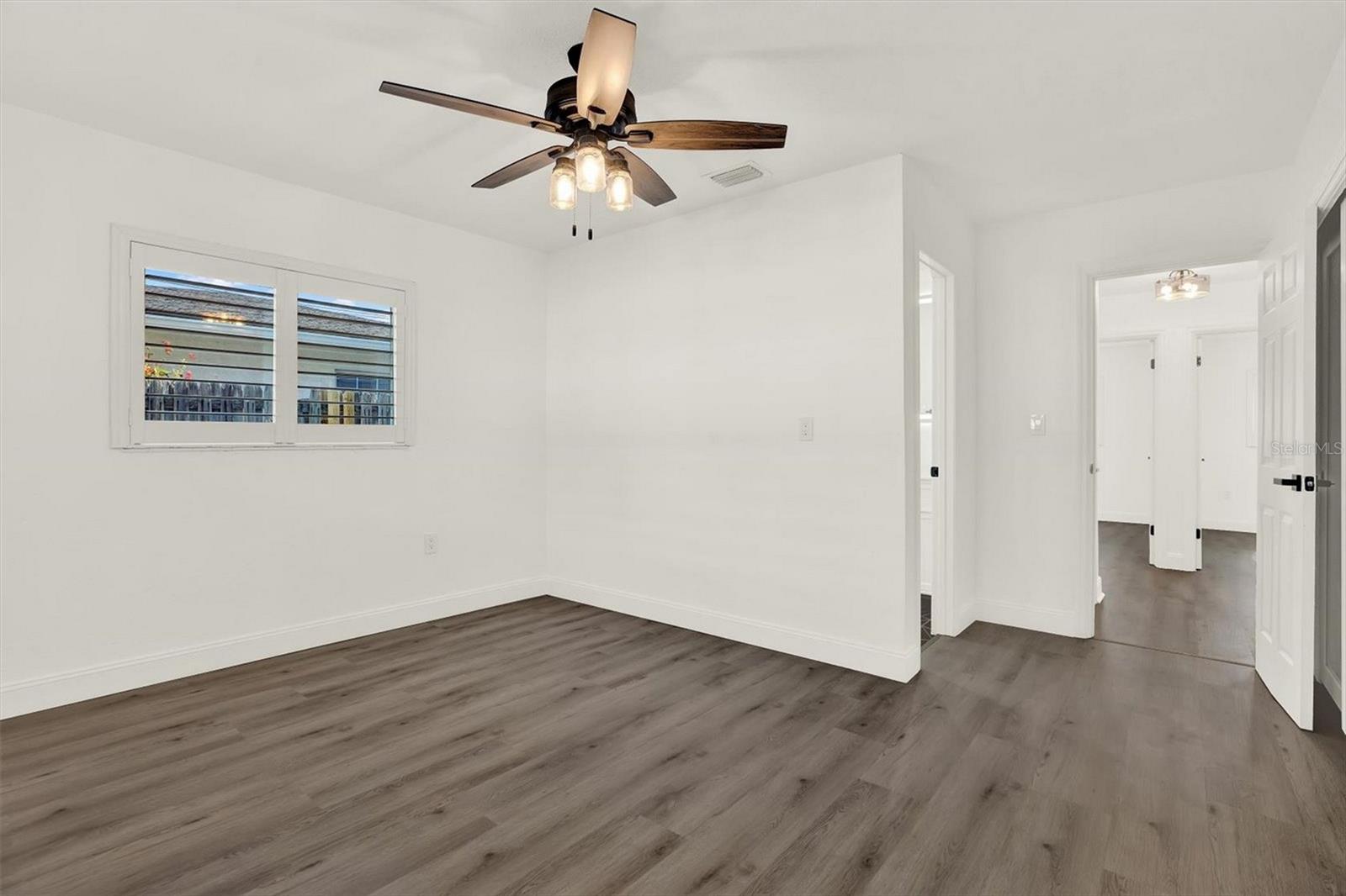 Image 29 of 34 For 4510 Helena Street Ne