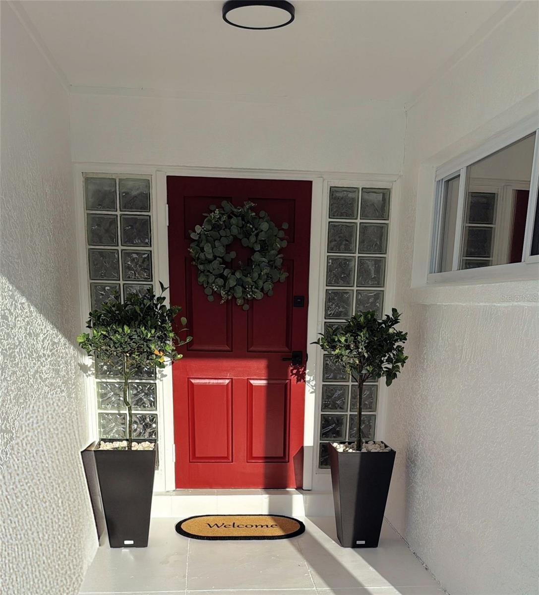 Image 4 of 34 For 4510 Helena Street Ne