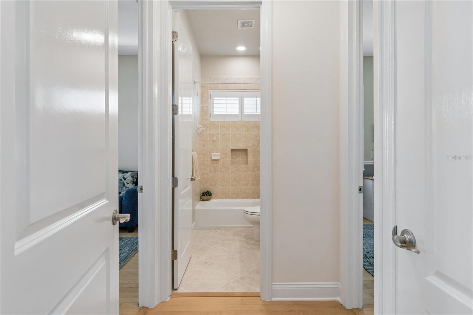 Image 28 of 93 For 874 Bay Point Drive