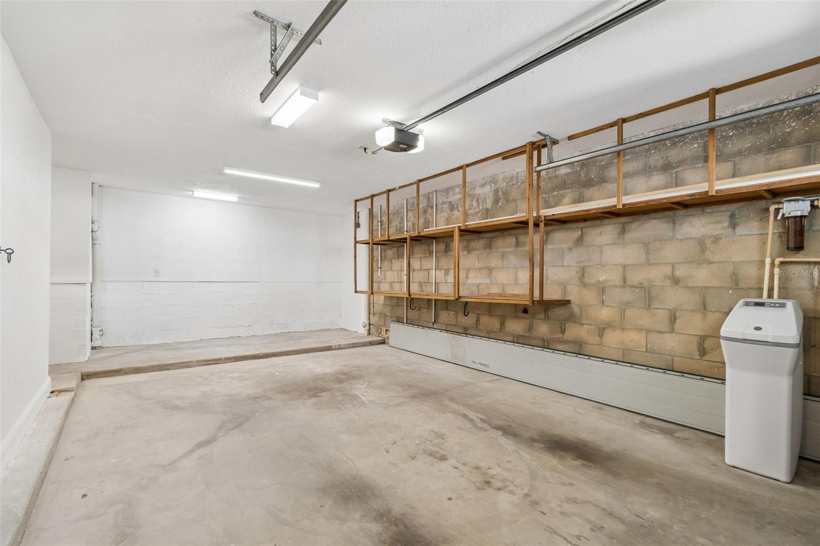 Image 54 of 93 For 874 Bay Point Drive