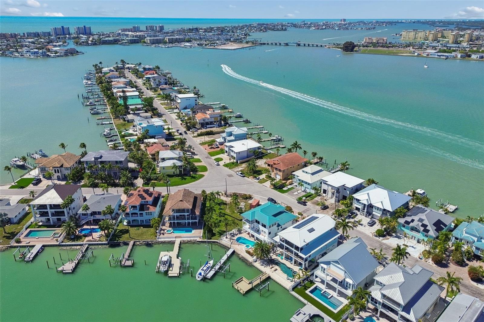 Image 6 of 93 For 874 Bay Point Drive