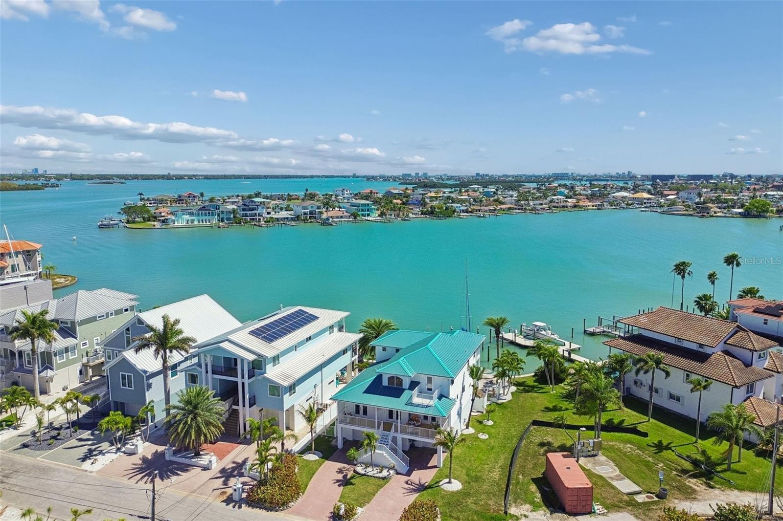 Image 67 of 93 For 874 Bay Point Drive