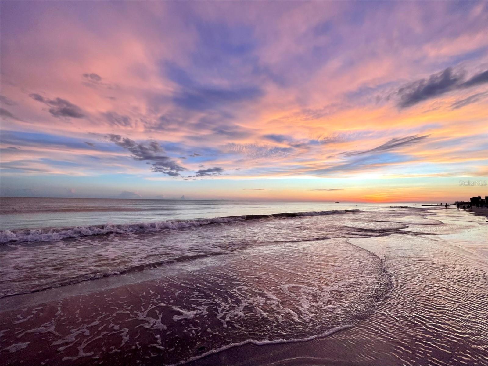 Image 84 of 93 For 874 Bay Point Drive