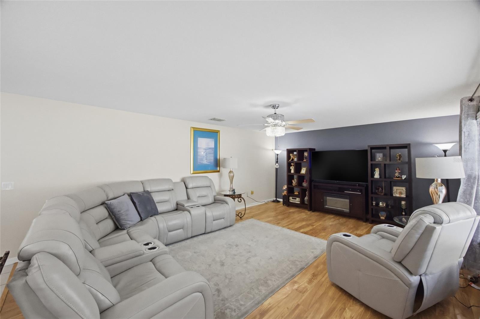 Image 12 of 43 For 4517 28th Street