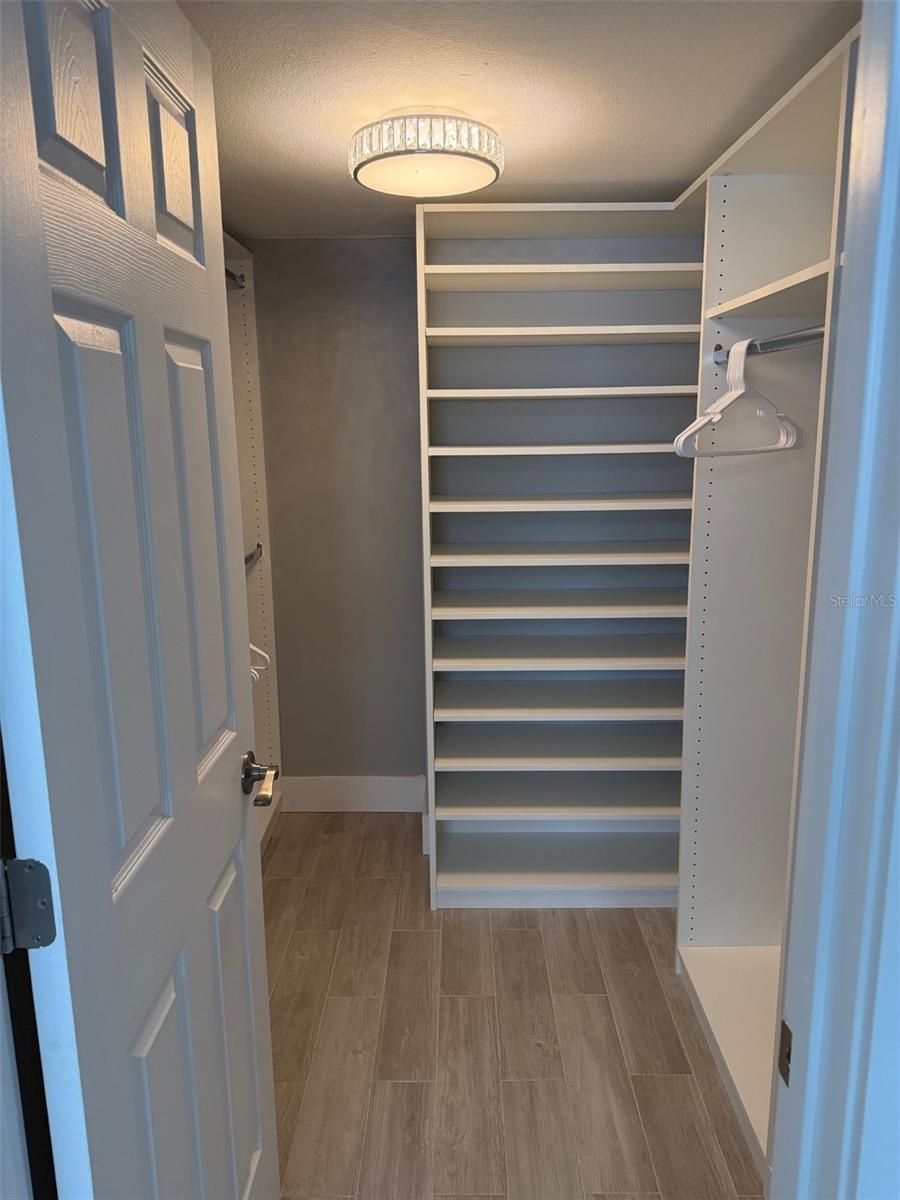 Image 13 of 28 For 5575 Gulf Boulevard 124