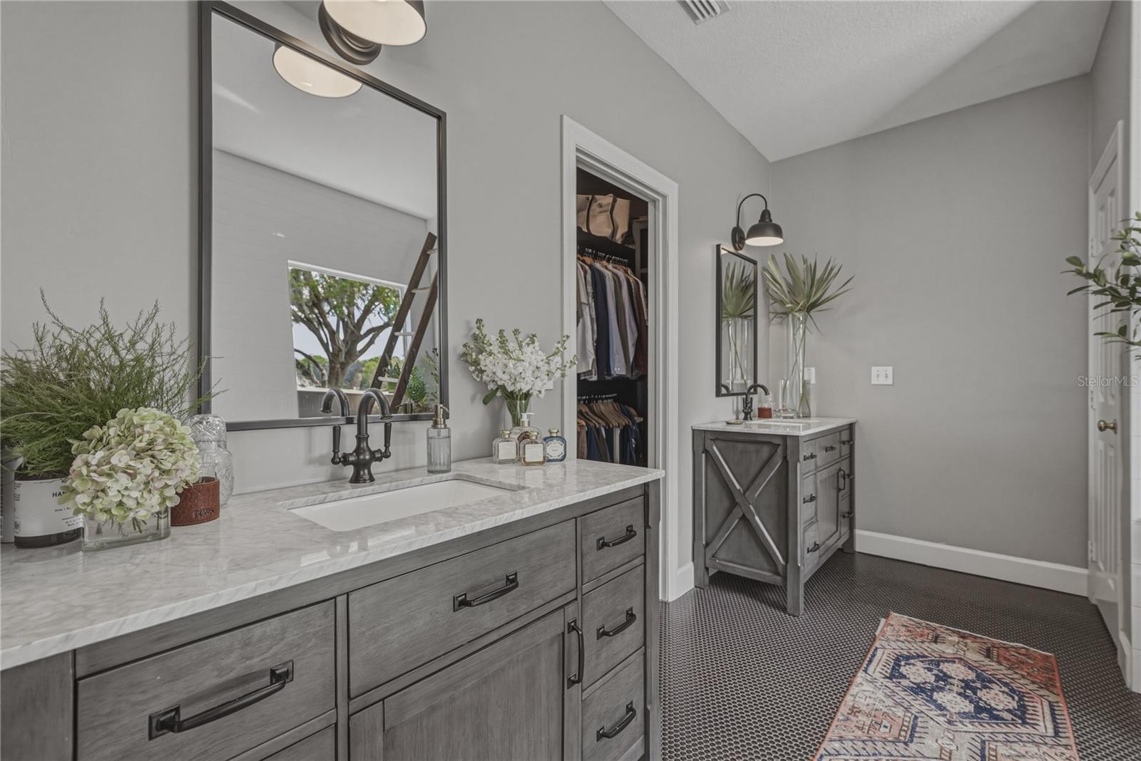 Image 38 of 97 For 34428 Mission Valley Drive