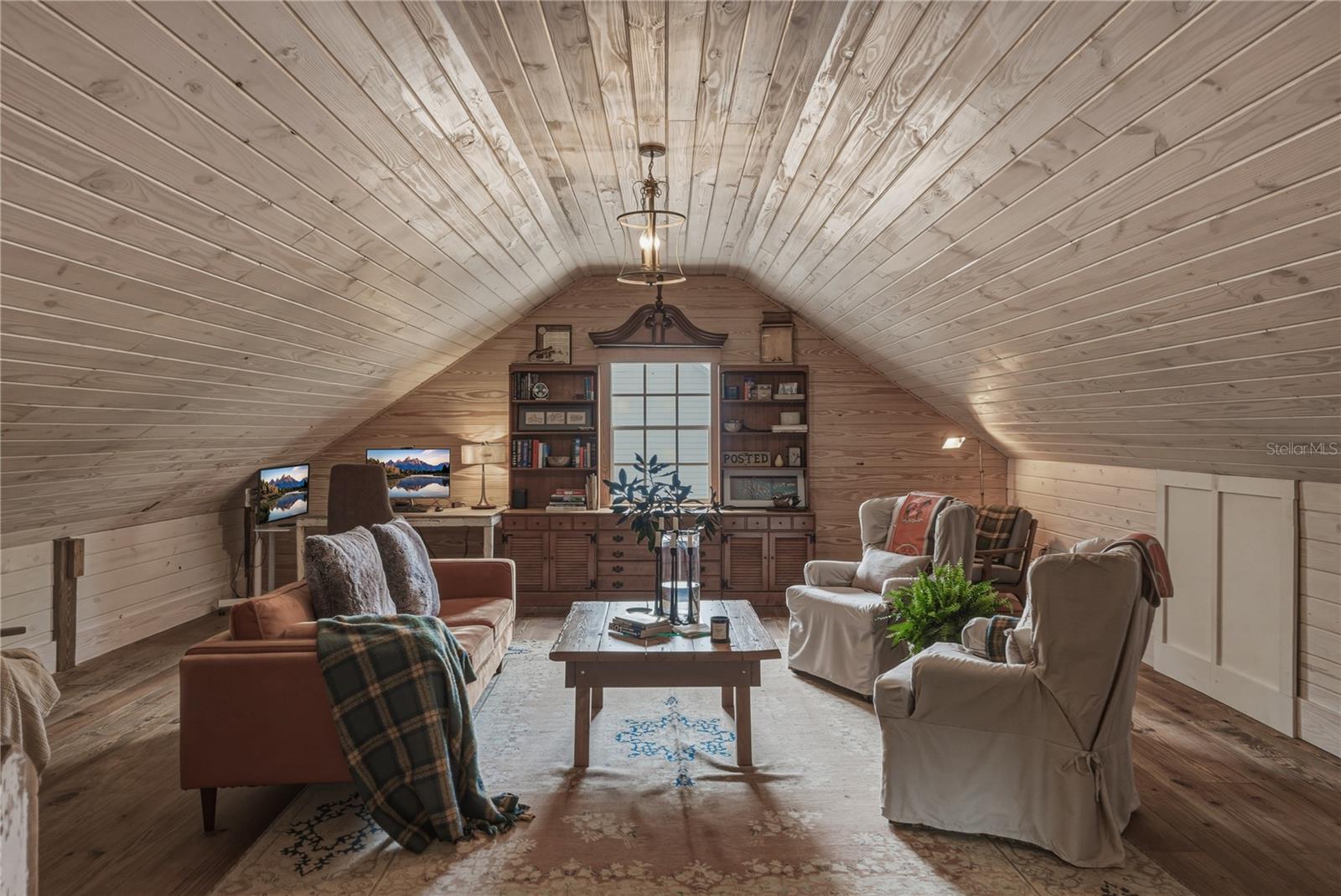 Image 71 of 97 For 34428 Mission Valley Drive