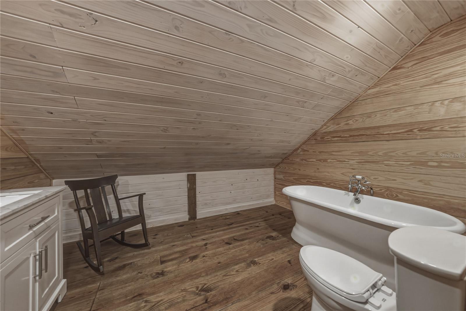 Image 76 of 97 For 34428 Mission Valley Drive