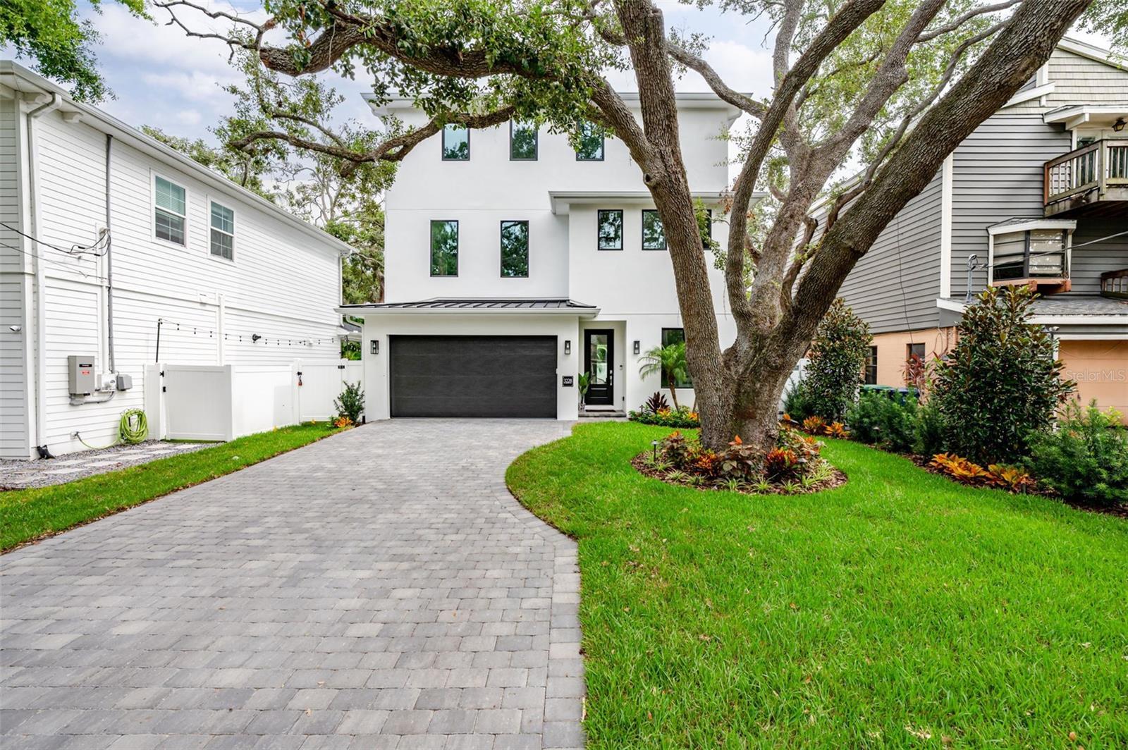 Image 68 of 73 For 3228 Oakellar Avenue