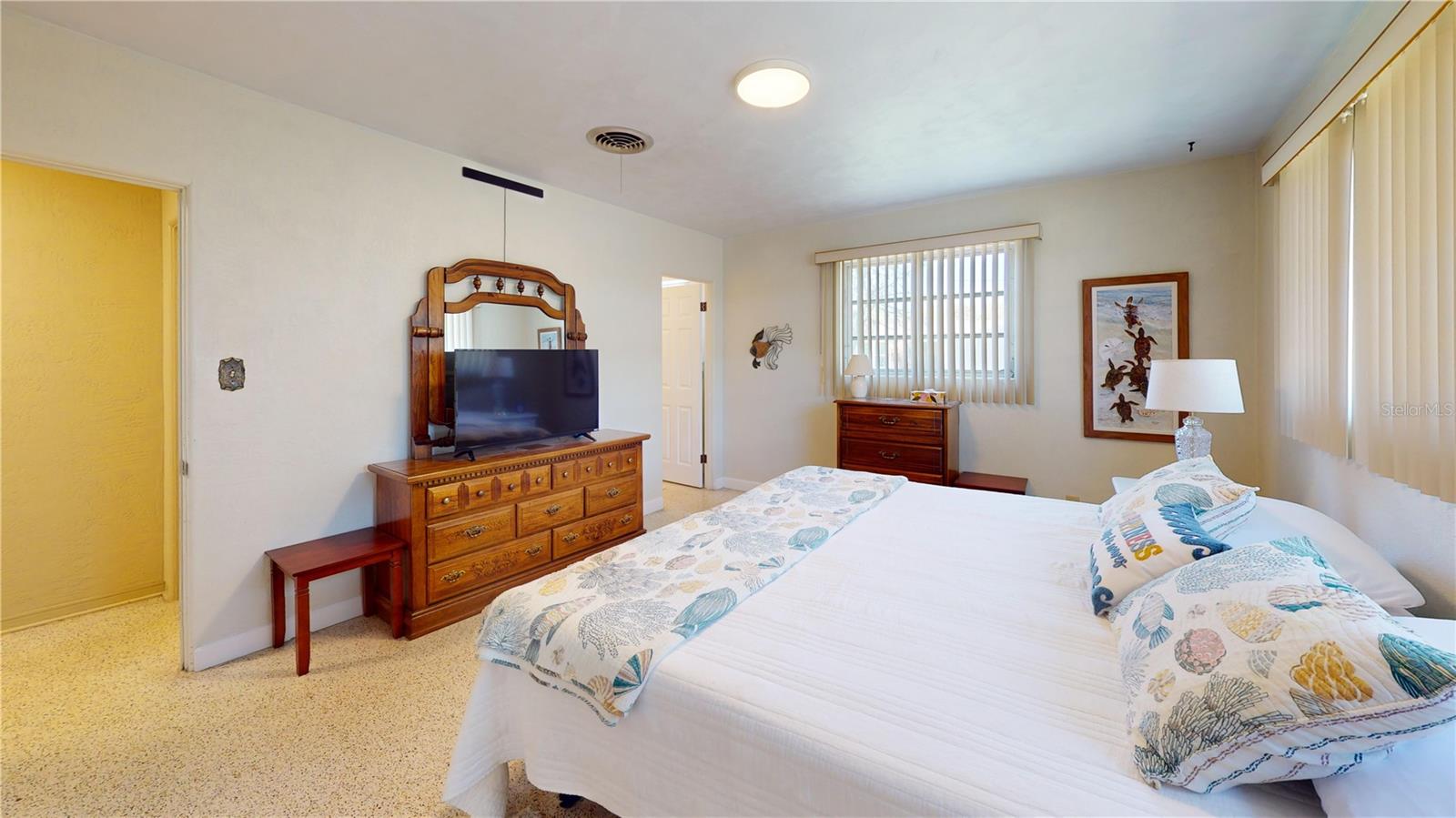 Image 23 of 53 For 1950 Golfview Boulevard