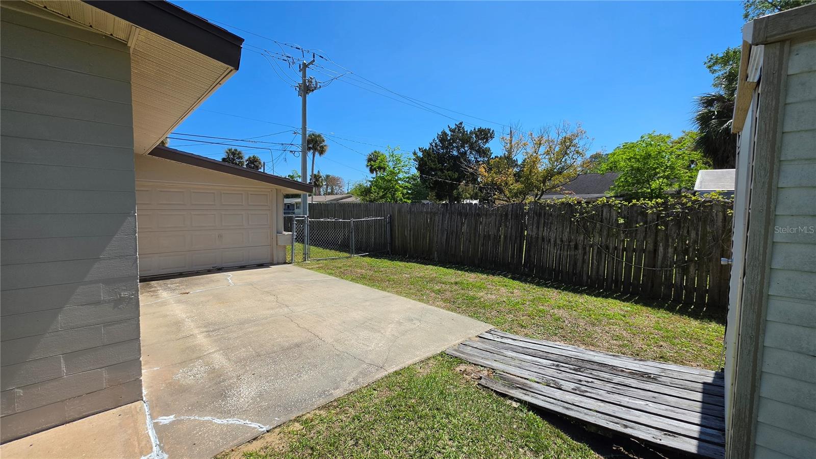 Image 36 of 53 For 1950 Golfview Boulevard