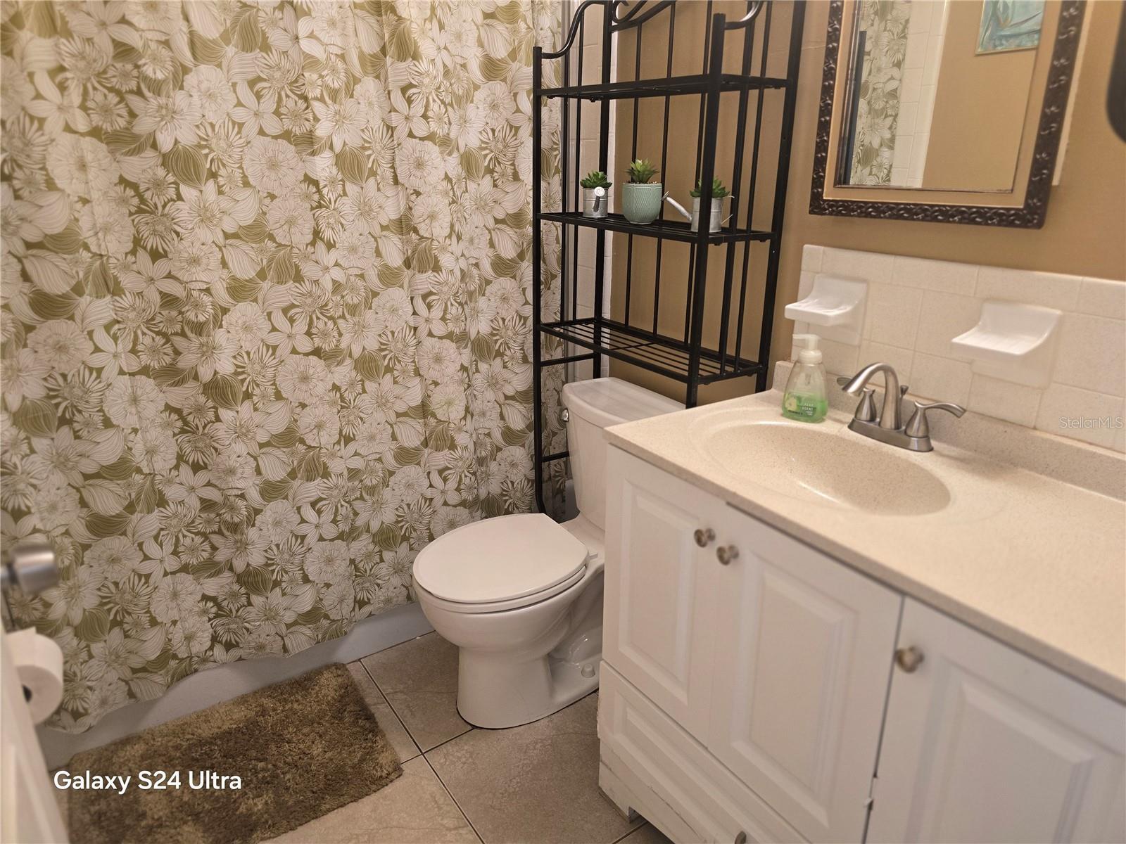 Image 21 of 32 For 6044 22nd Avenue N 2