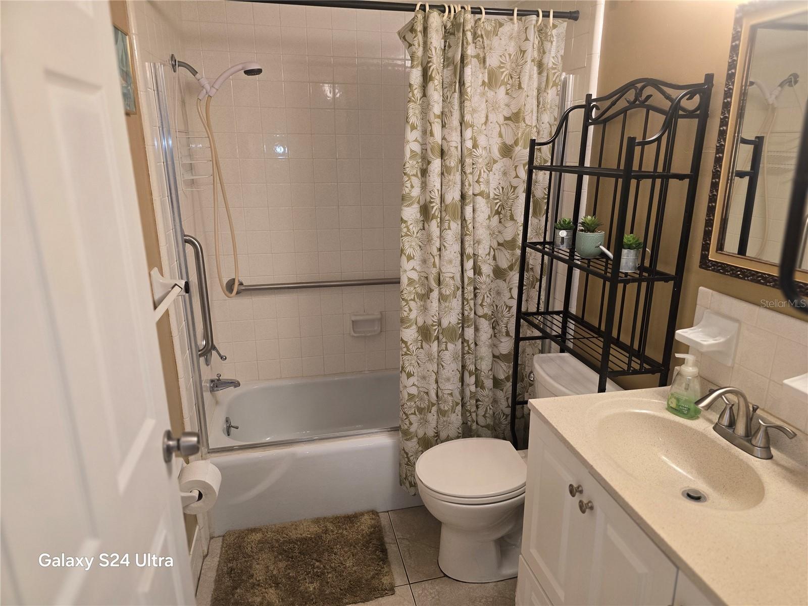 Image 22 of 32 For 6044 22nd Avenue N 2