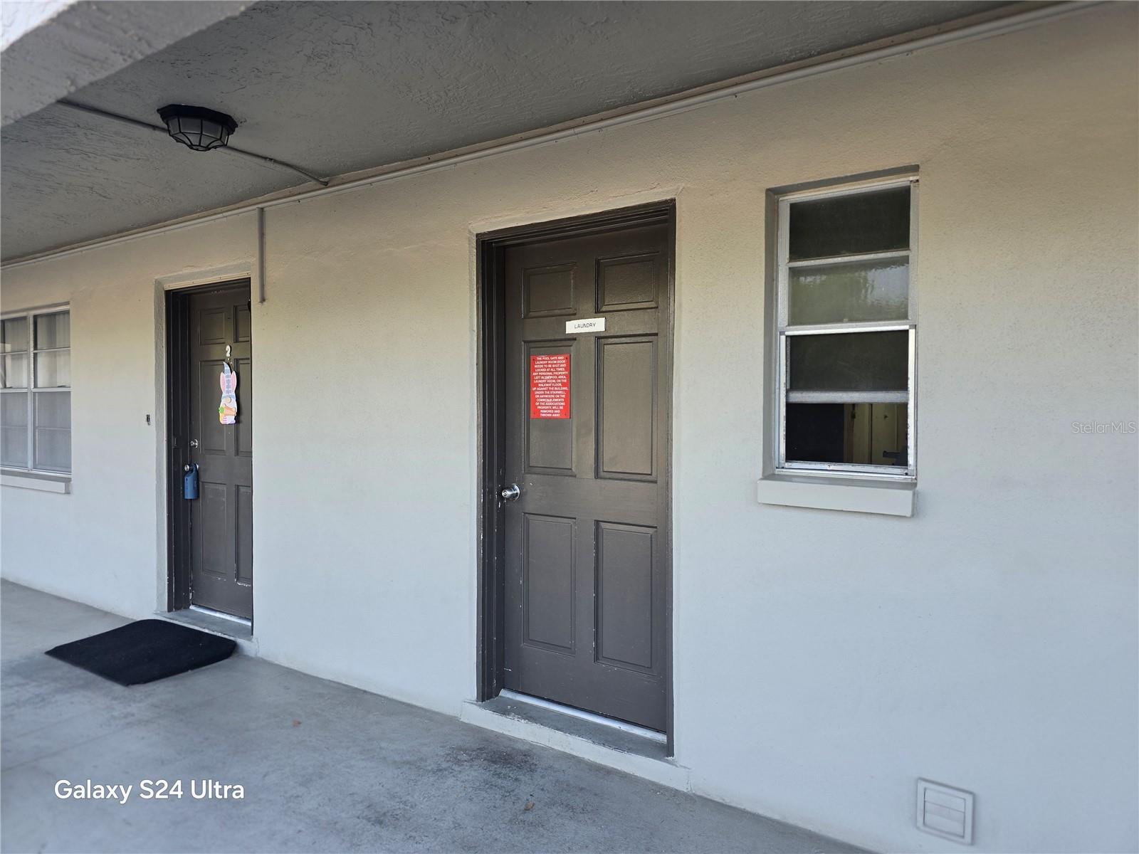 Image 5 of 32 For 6044 22nd Avenue N 2