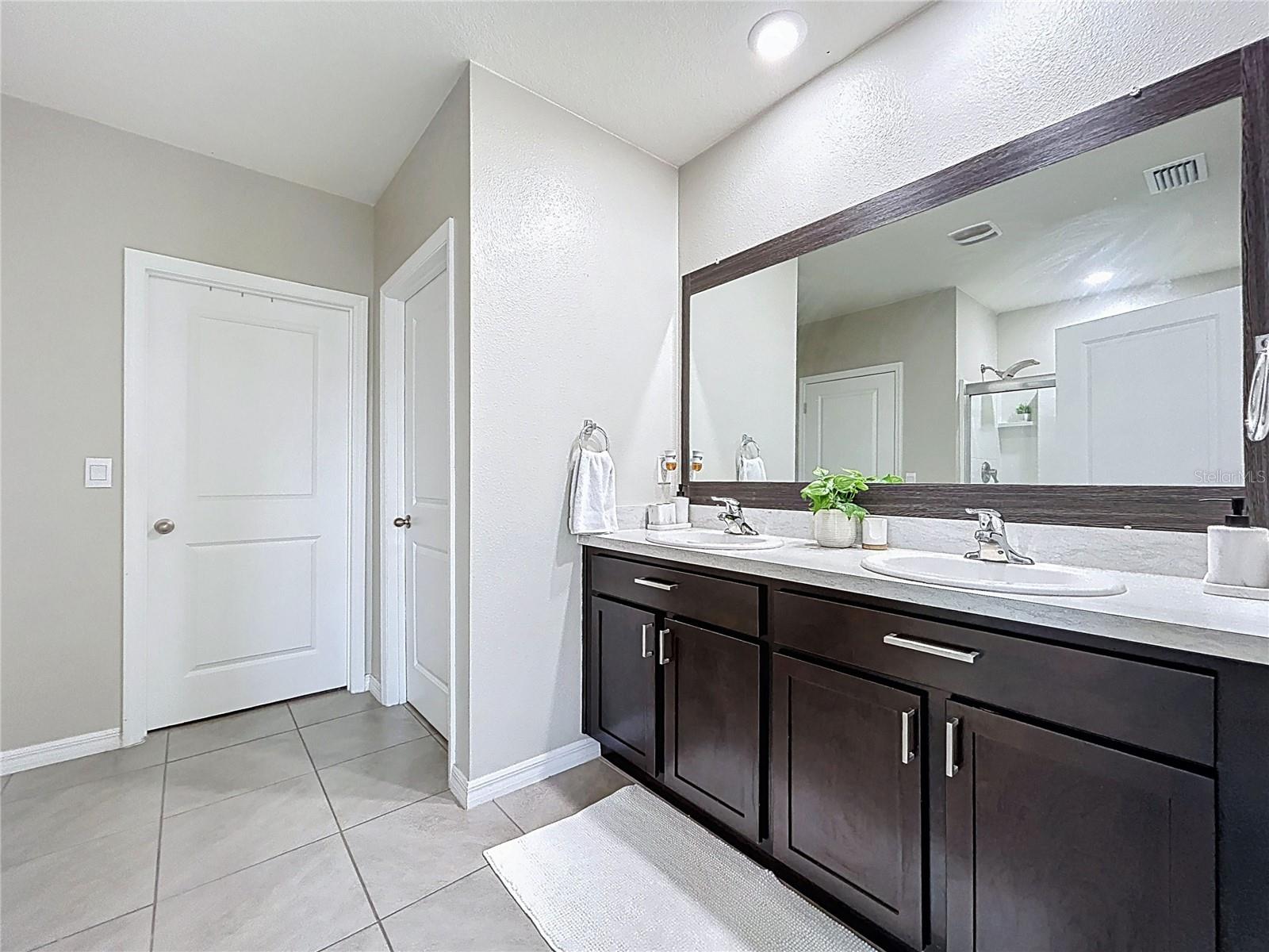 Image 19 of 25 For 16029 Tuscany Hillside Road