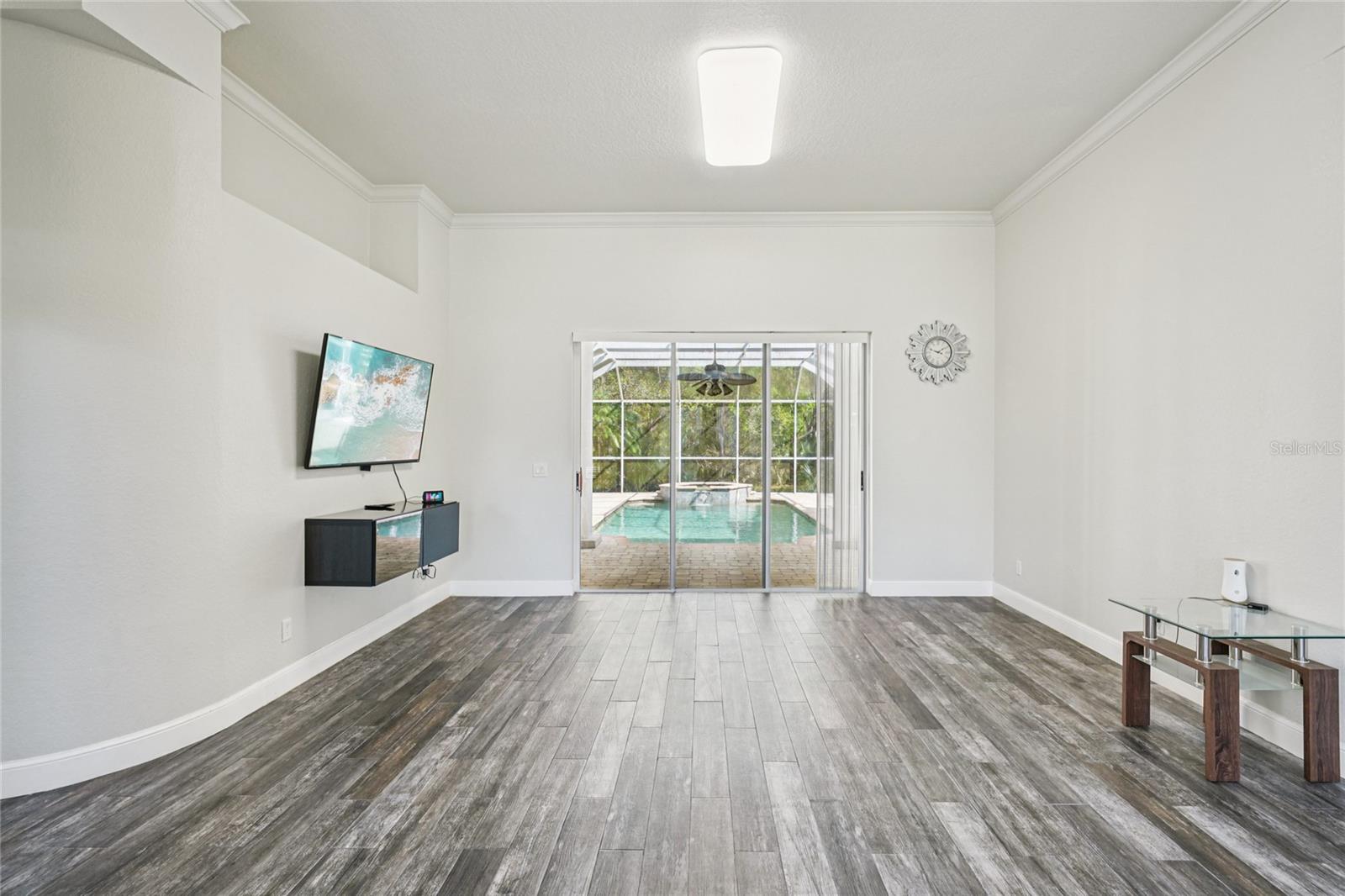 Image 11 of 89 For 4931 Turtle Creek Trail