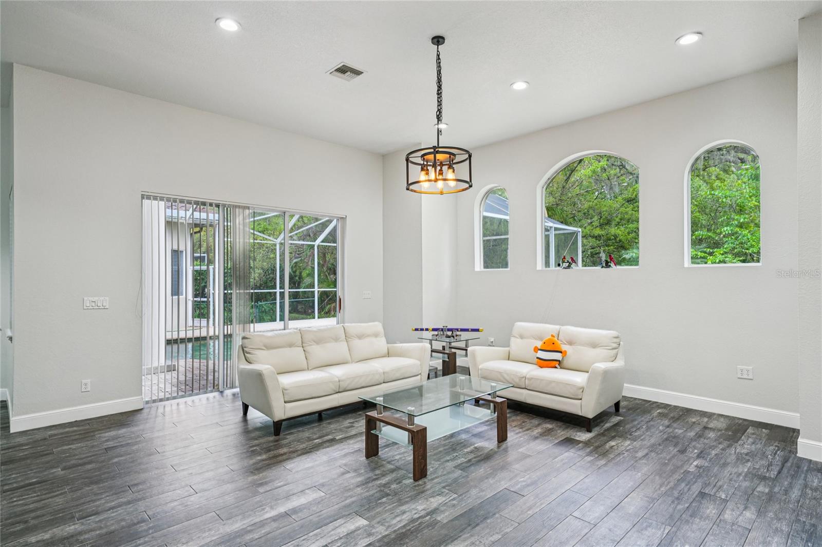 Image 13 of 89 For 4931 Turtle Creek Trail