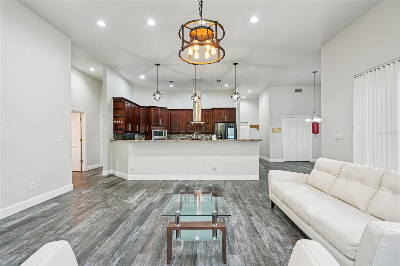 Image 17 of 89 For 4931 Turtle Creek Trail