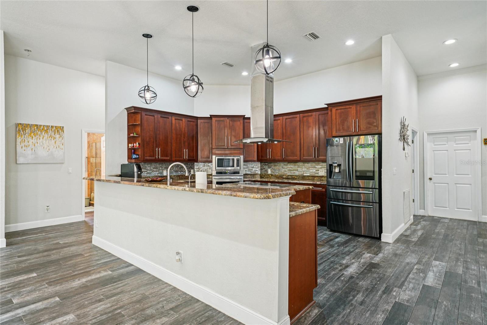 Image 25 of 89 For 4931 Turtle Creek Trail