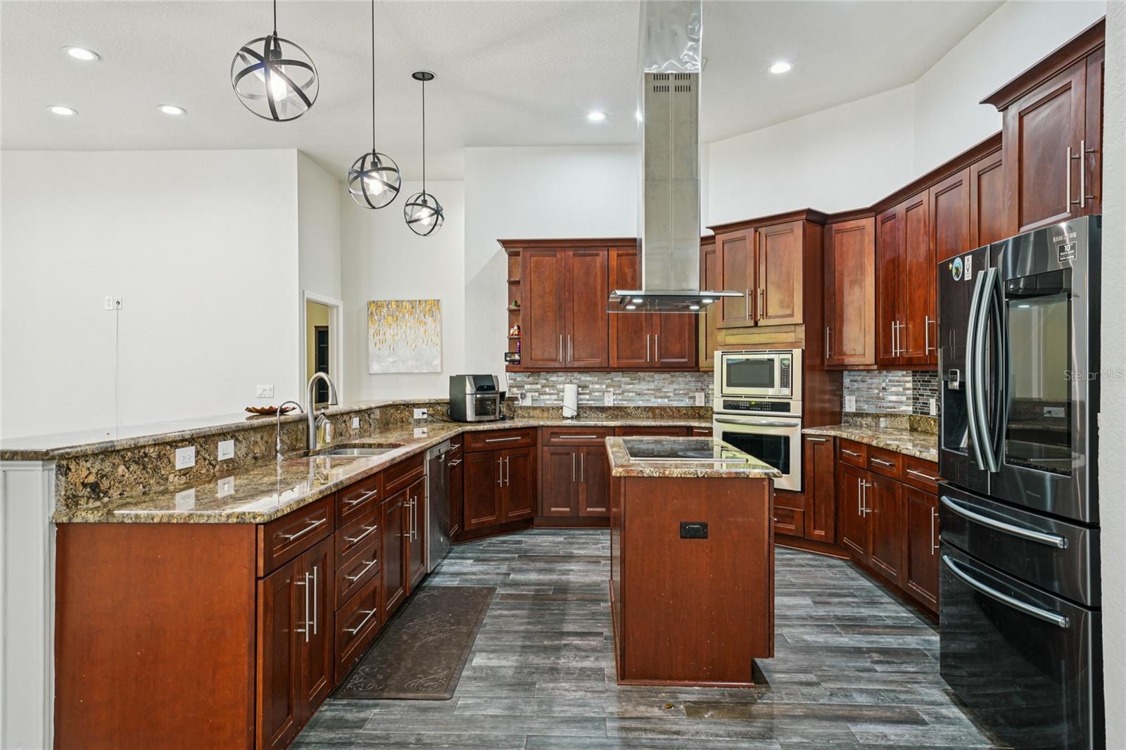 Image 28 of 89 For 4931 Turtle Creek Trail