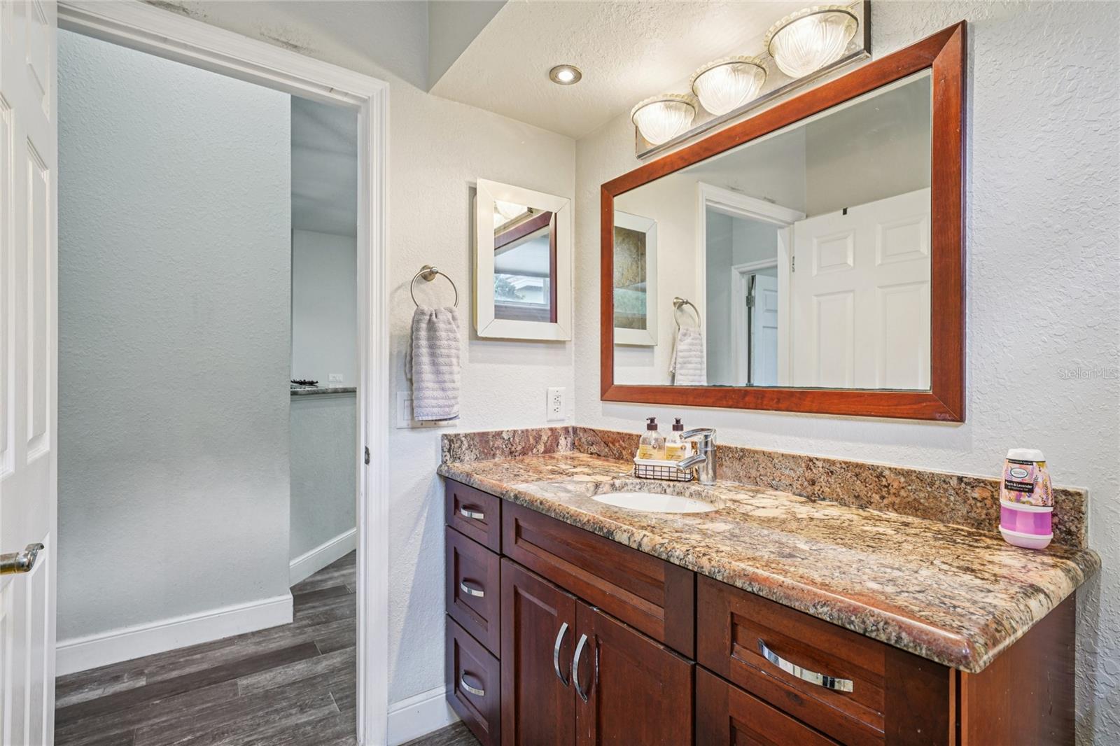 Image 50 of 89 For 4931 Turtle Creek Trail