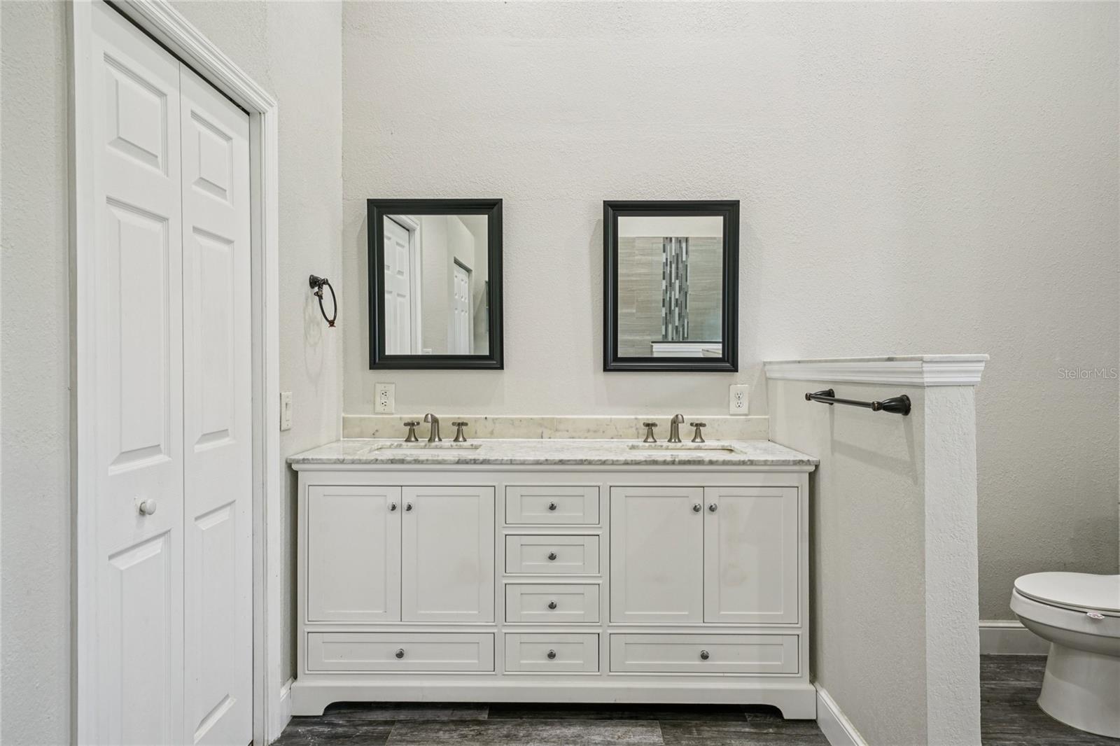 Image 68 of 89 For 4931 Turtle Creek Trail