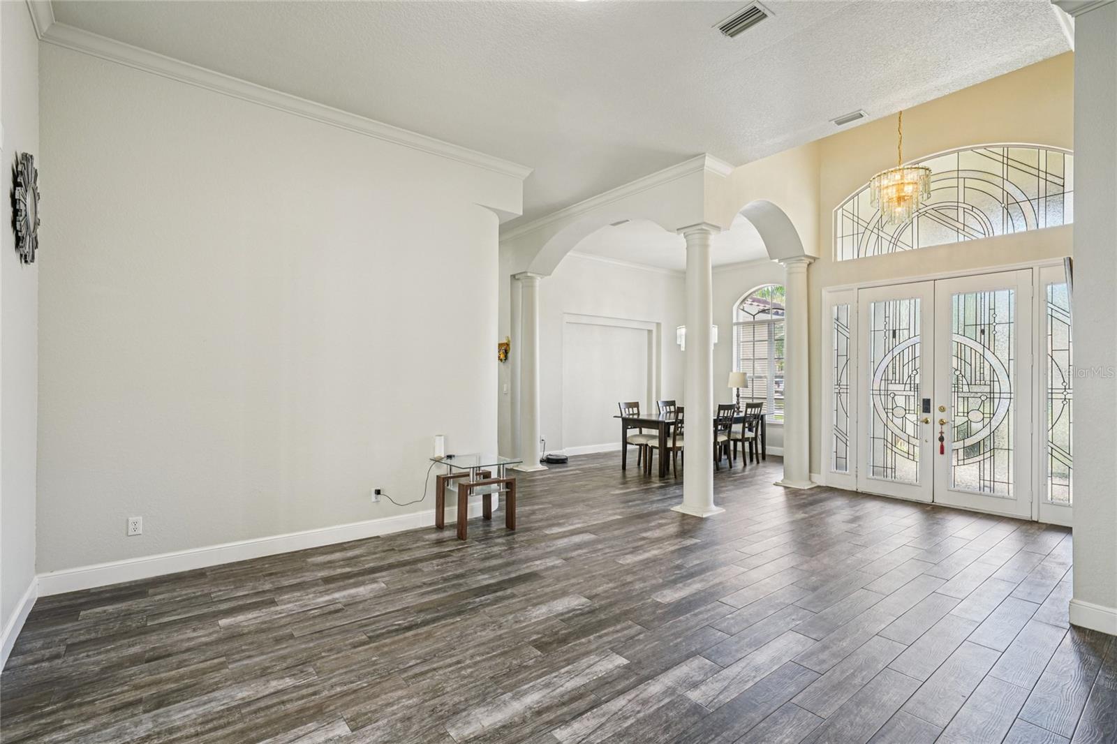 Image 8 of 89 For 4931 Turtle Creek Trail