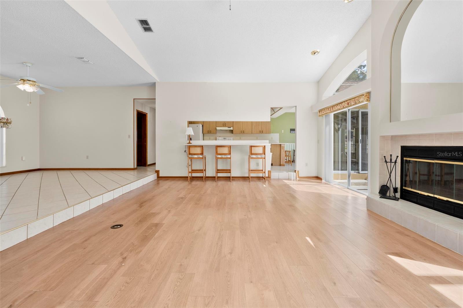 Image 10 of 39 For 1446 Cornell Avenue