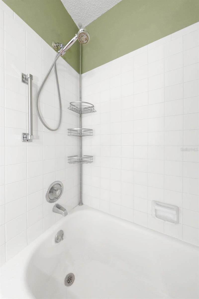 Image 27 of 68 For 2850 59th Street S 204